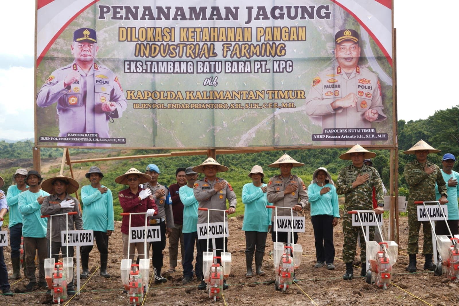 Datang ke Kutim, Kapolda Kaltim Tinjau Pengembangan Pangan di Lahan Eks Tambang