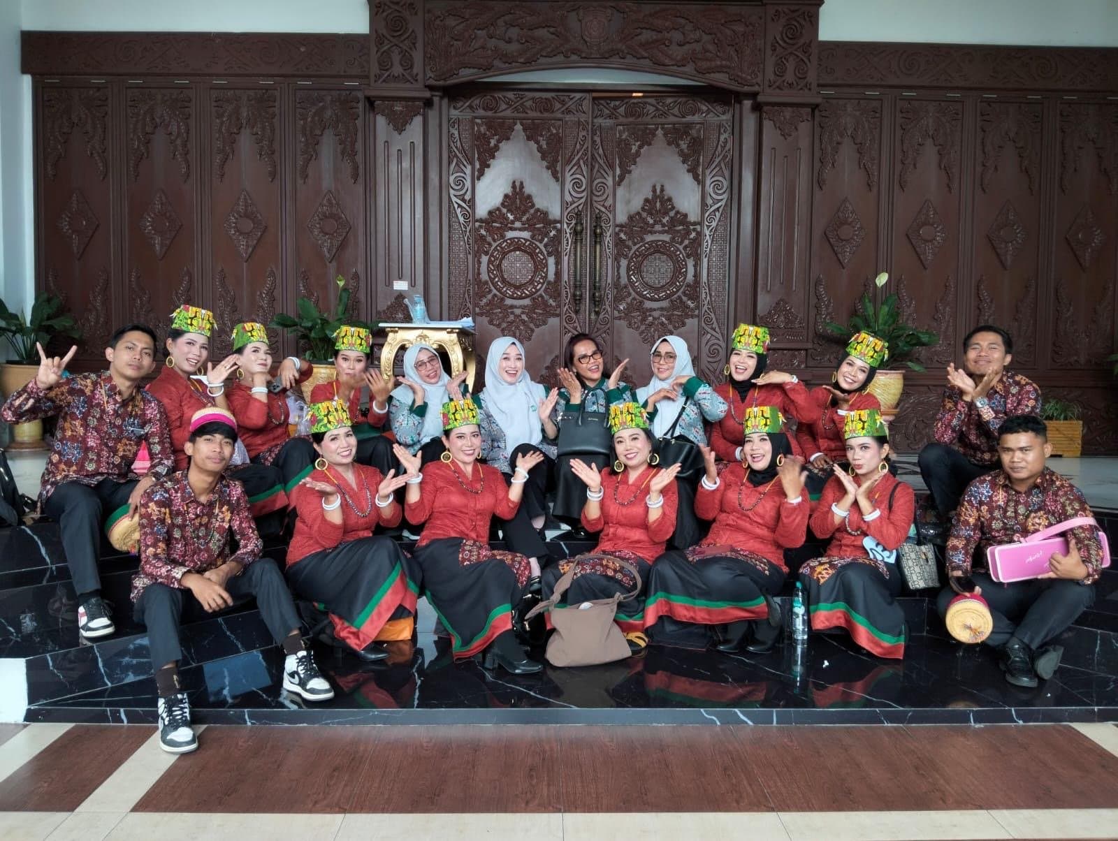 Kekompakan Berseni, Tim Jingle Gelari Pelangi Kutim Sabet Juara 1 HKG ke-54