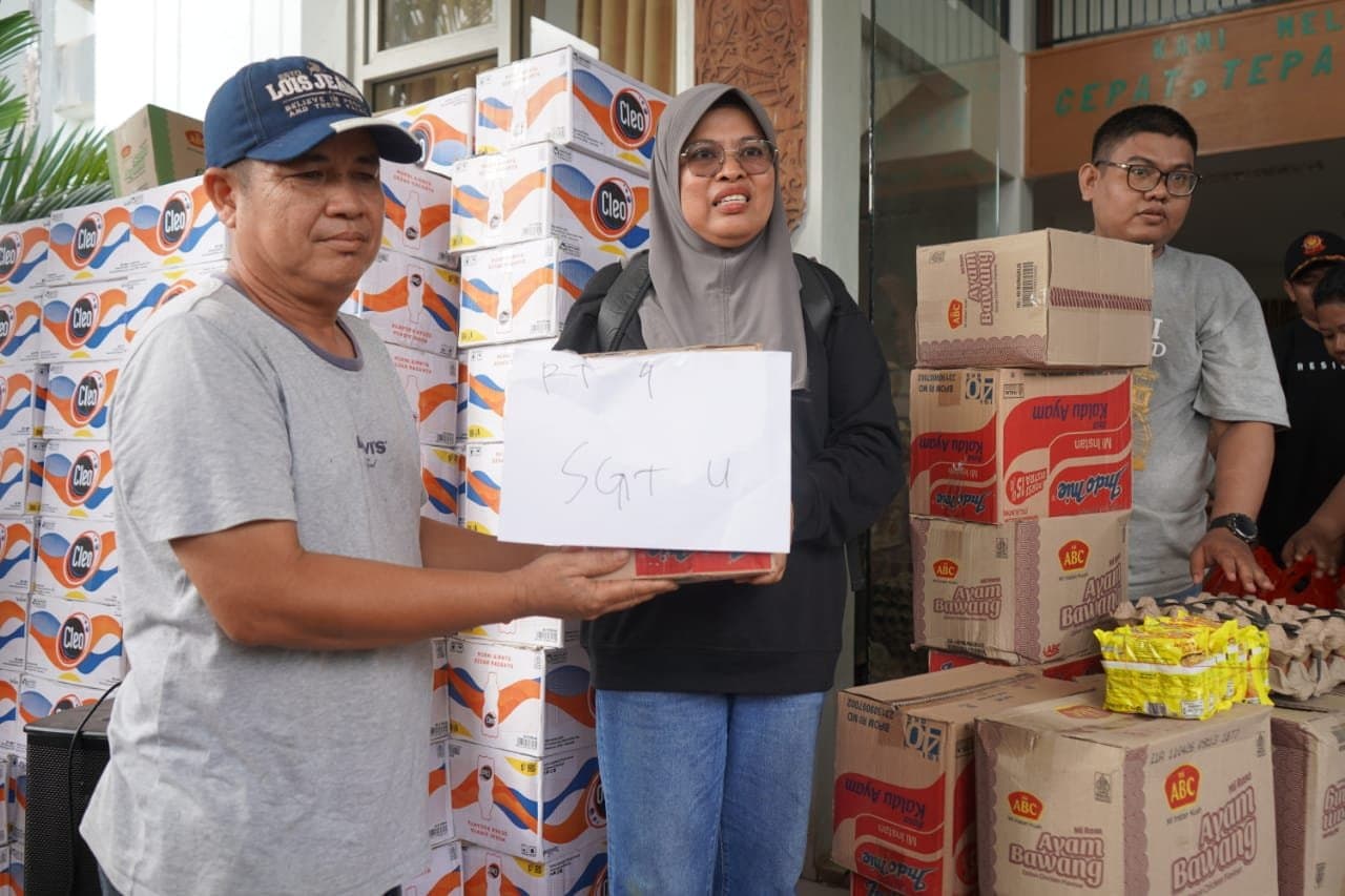 1.682 KK Korban Banjir Sangatta Utara Terima Bantuan Pemkab Kutim
