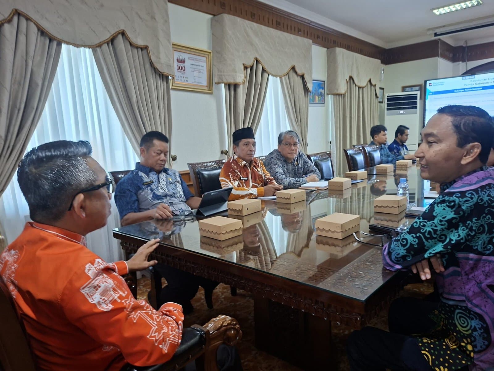 Pemkab Kutim-PLN Satukan Langkah, 15 Desa Masuk Program Elektrifikasi