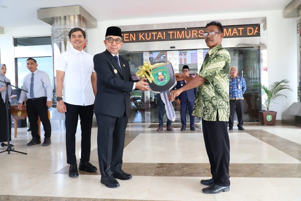 Pemkab Kutim Tuntaskan Penyaluran Kendaraan Operasional Ketua RT