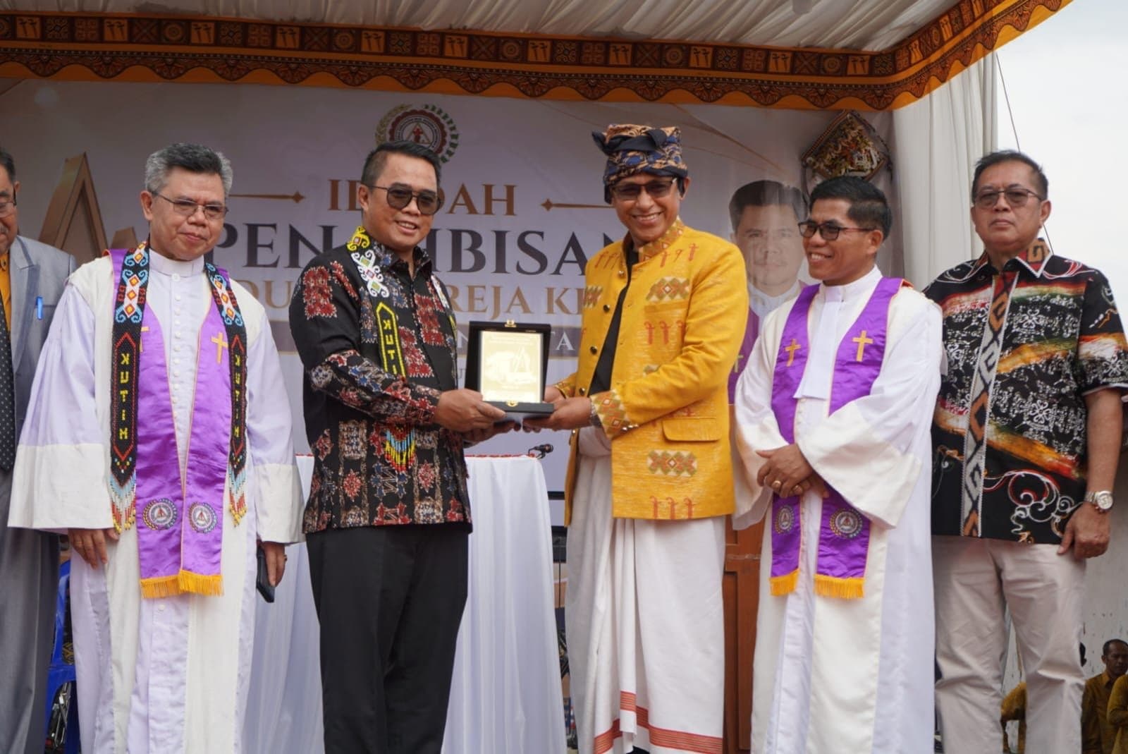 Menunggu 13 Tahun, Gereja KIBAID Sangatta Akhirnya Berdiri