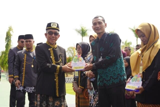 Guru Kutim Menang di Panggung Literasi Nasional