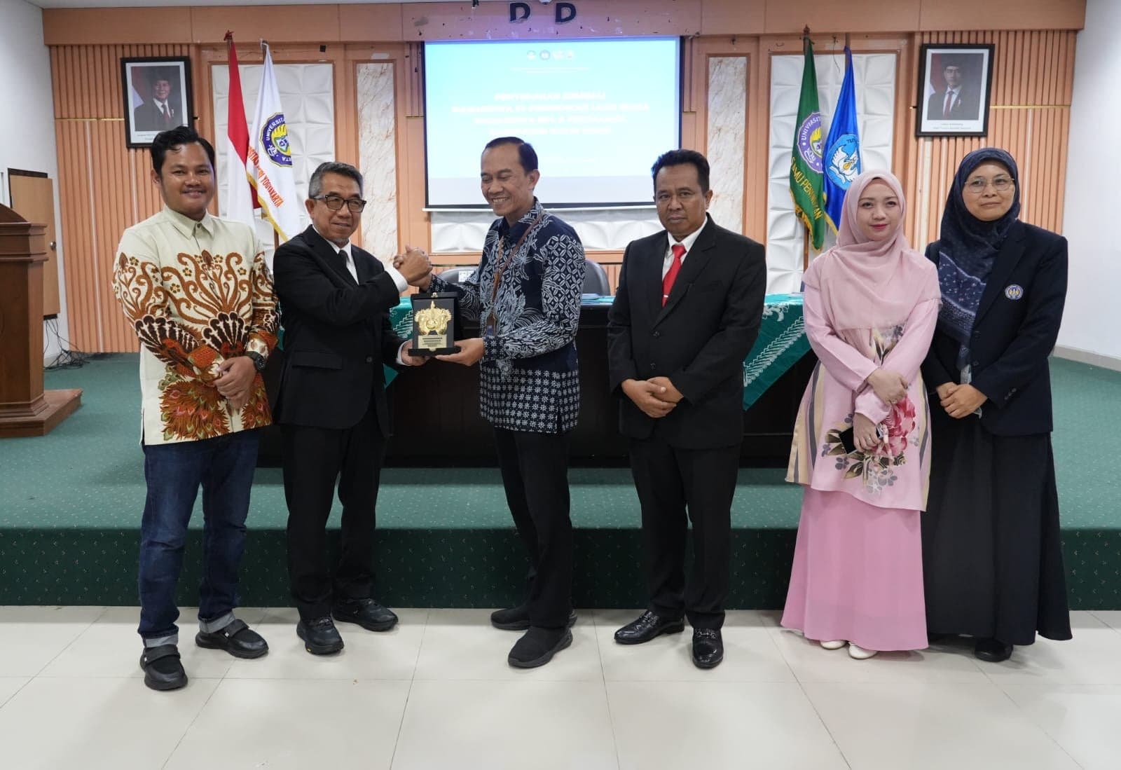 Usai Diwisuda, UNY Kembalikan 297 Guru Magister Pendidikan Inklusi Kutim ke Pemkab