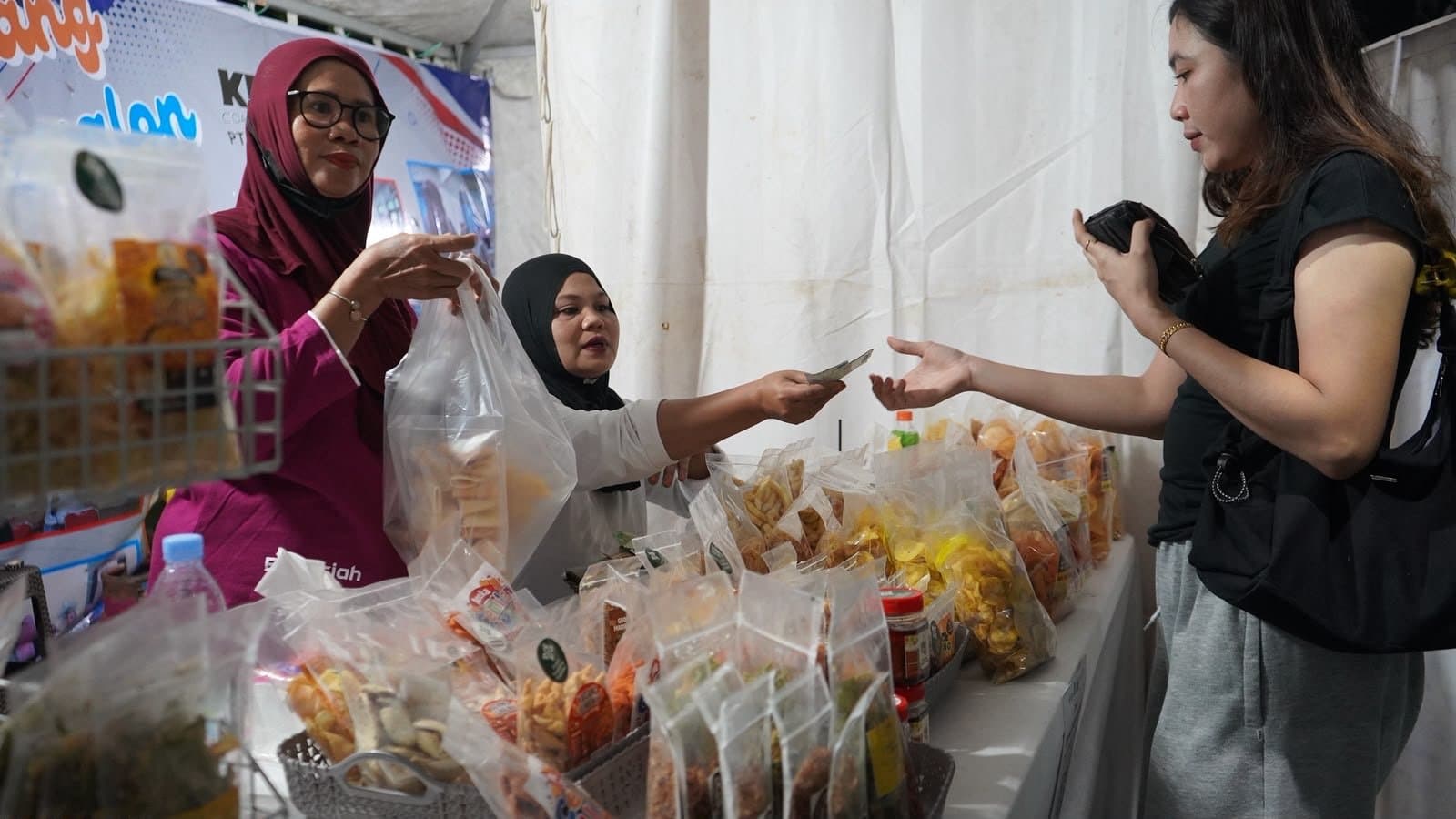 Festival Sekerat Nusantara Dongkrak Penjualan UMKM Lokal
