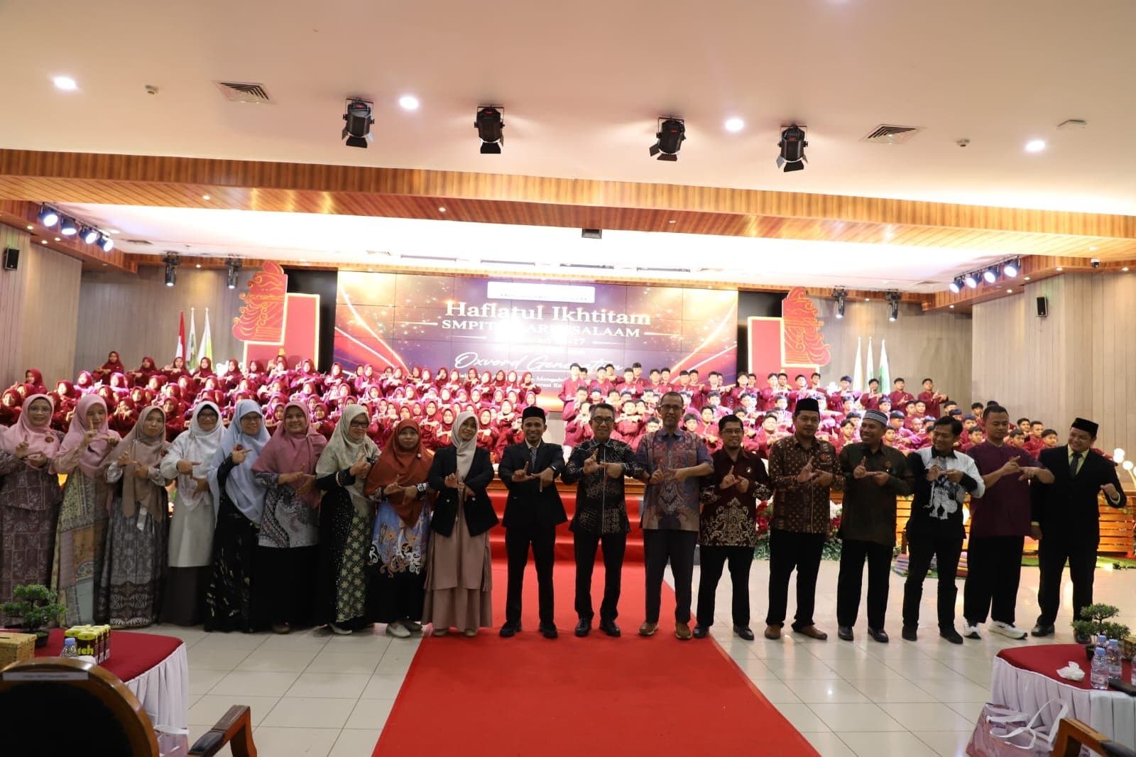 Adab di Atas Ilmu, Pesan Bupati Kutim Warnai Kelulusan SMPIT Daarussalaam