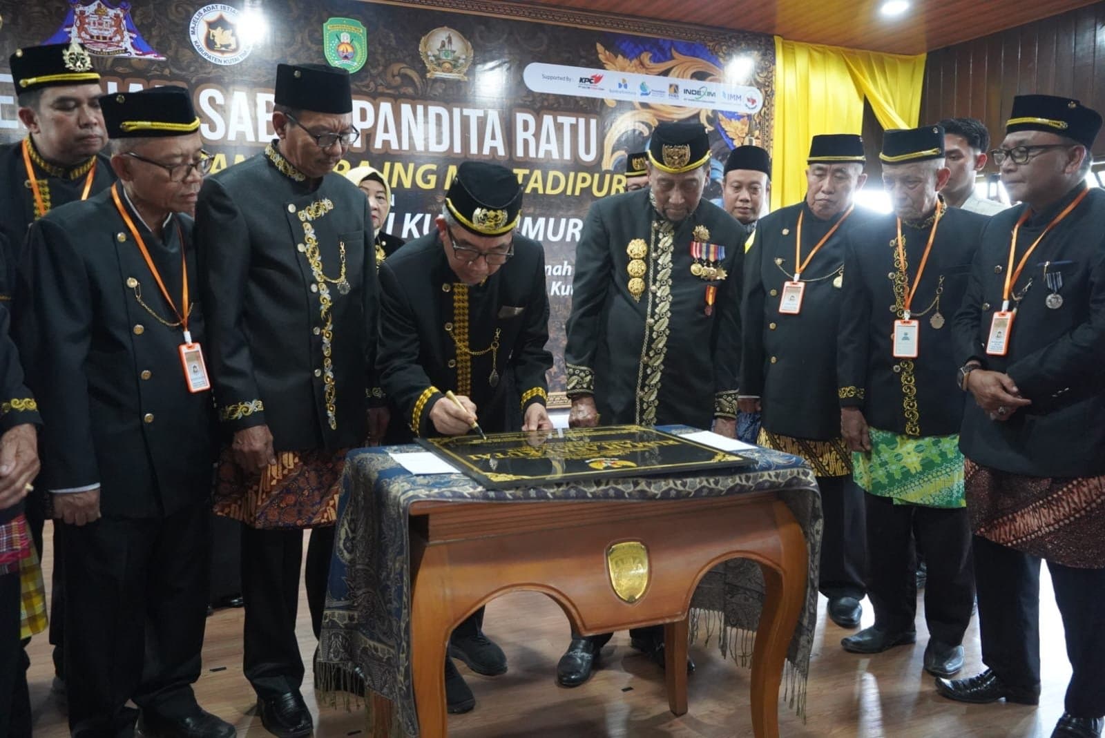Ardiansyah Sulaiman Resmikan Rumah Adat Kutai, Pusat Budaya Baru di Kutim