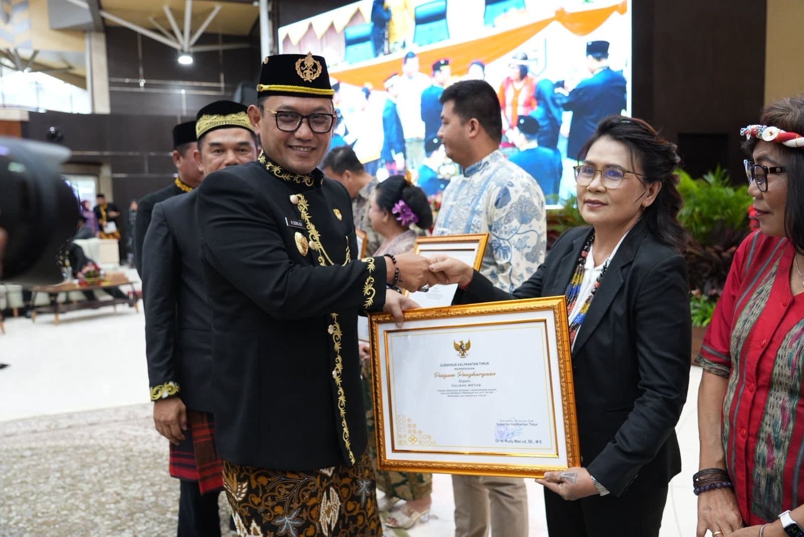 Penjaga Hutan Wehea Terima Penghargaan Lingkungan Hidup dari Pemprov Kaltim
