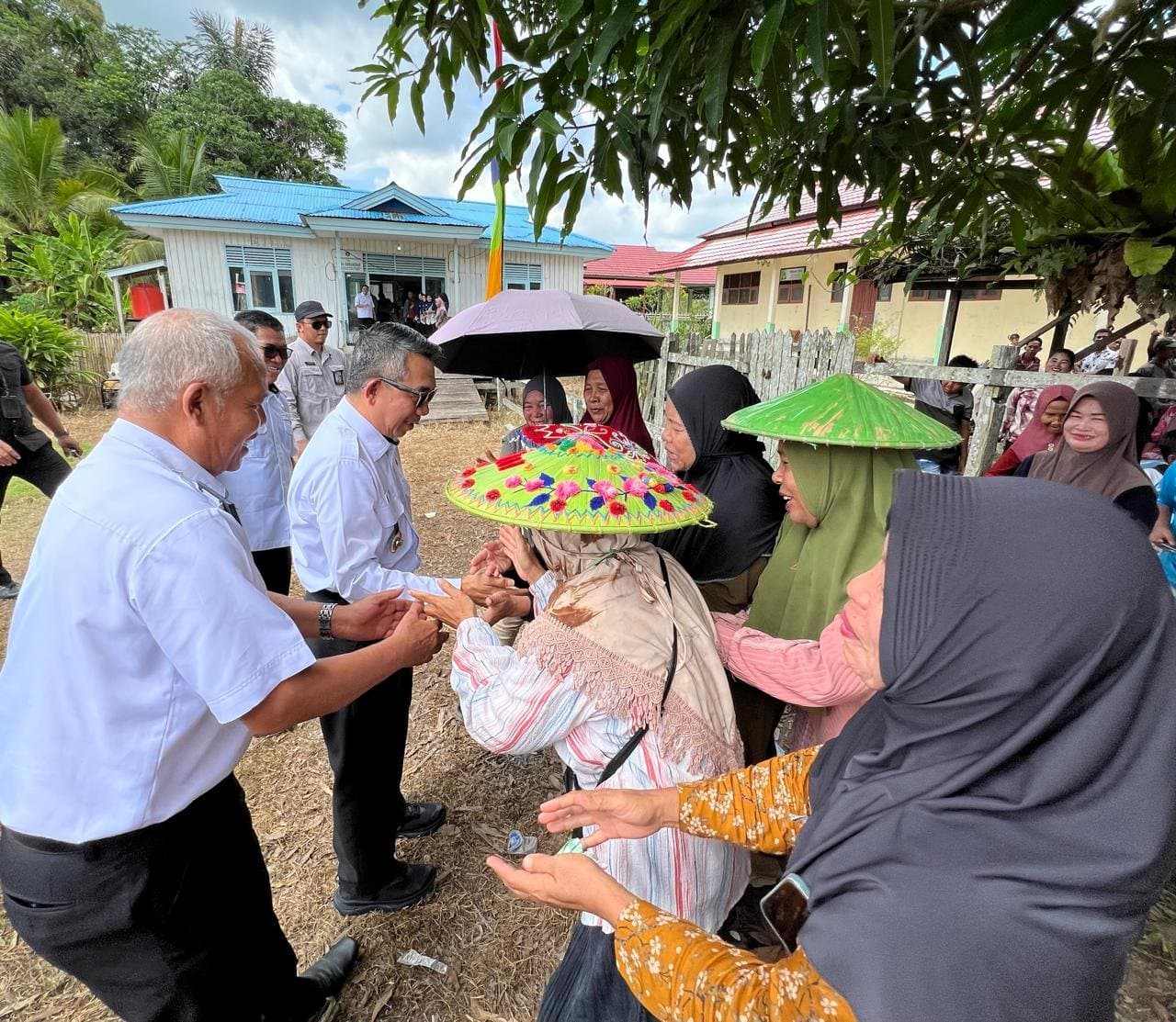 Cerita Unik di Balik Listrik 24 Jam di Senambah