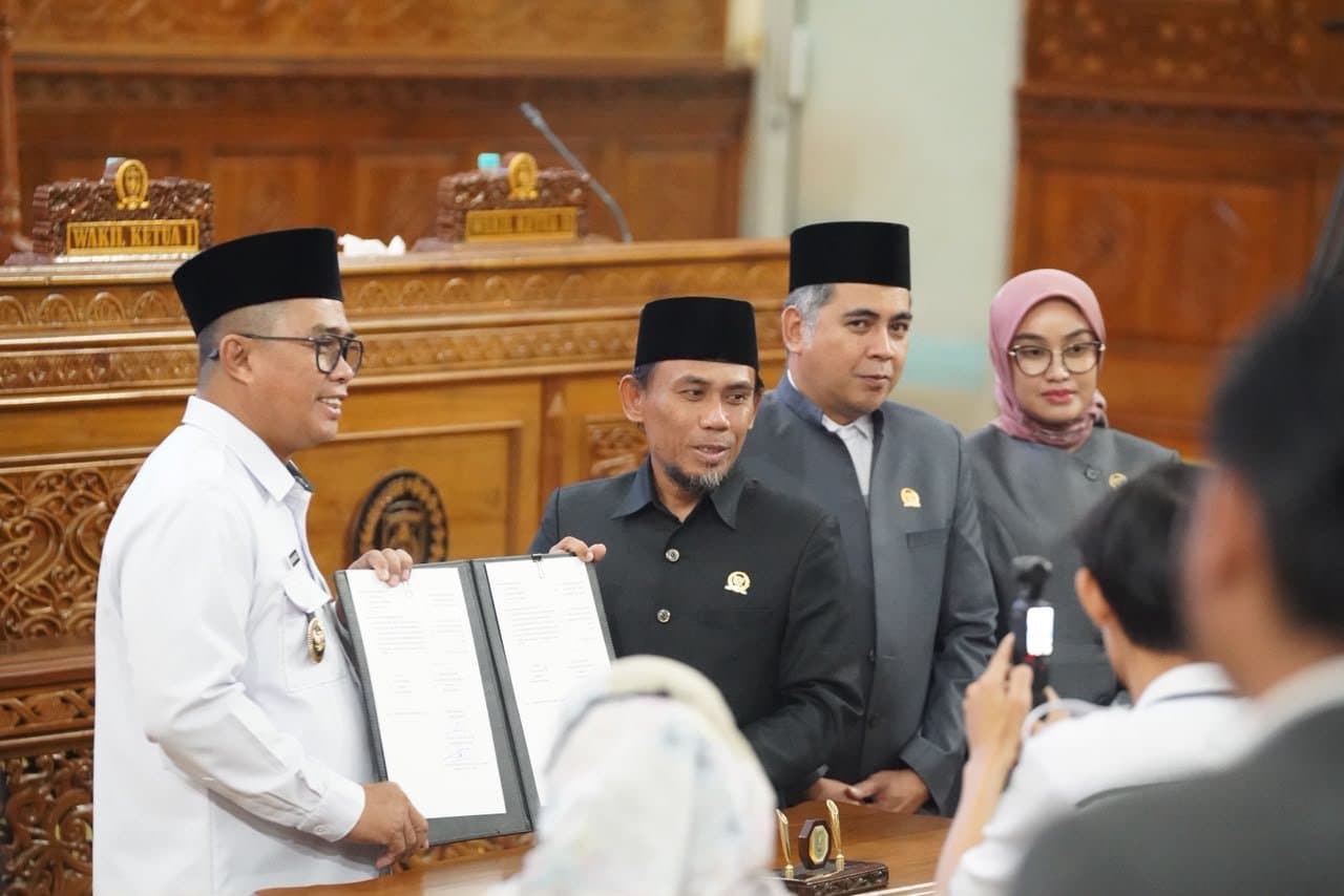 Raperda Pertanggungjawaban APBD Kutim 2025 Disepakati - DPRD Titipkan Catatan Tata Kelola Keuangan