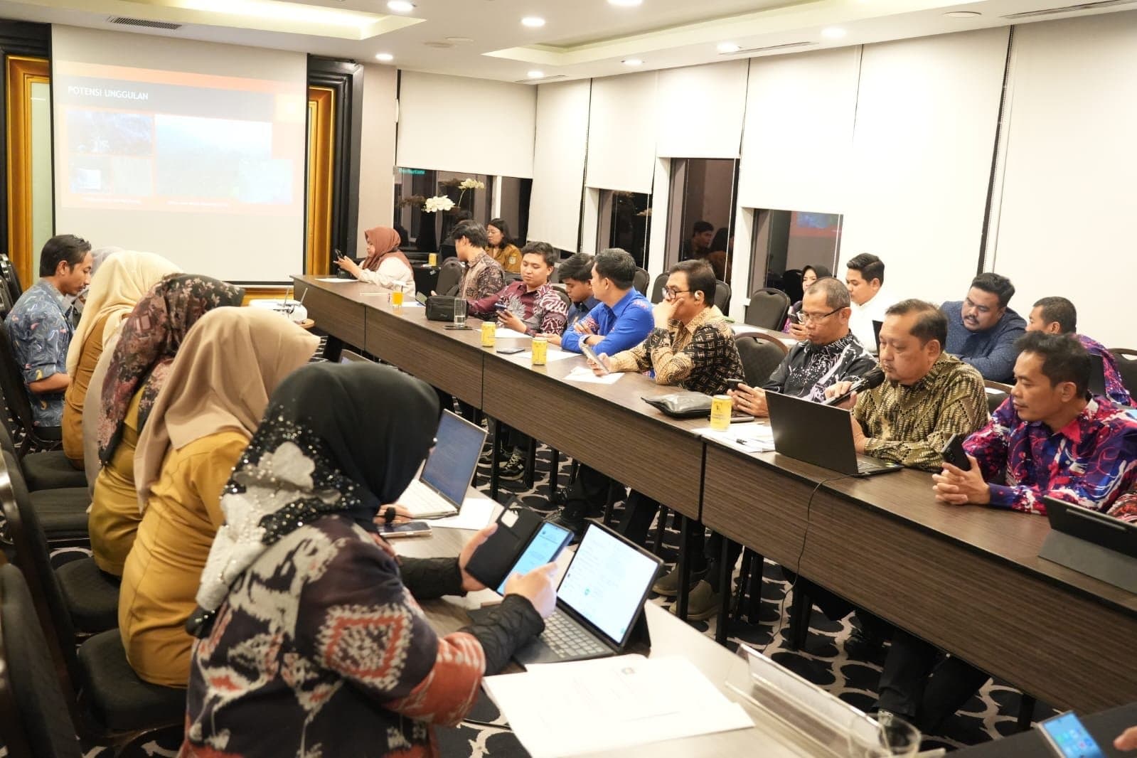 Pemkab Kutim Ikuti Klarifikasi Usulan 11 Desa Persiapan di Kemendagri