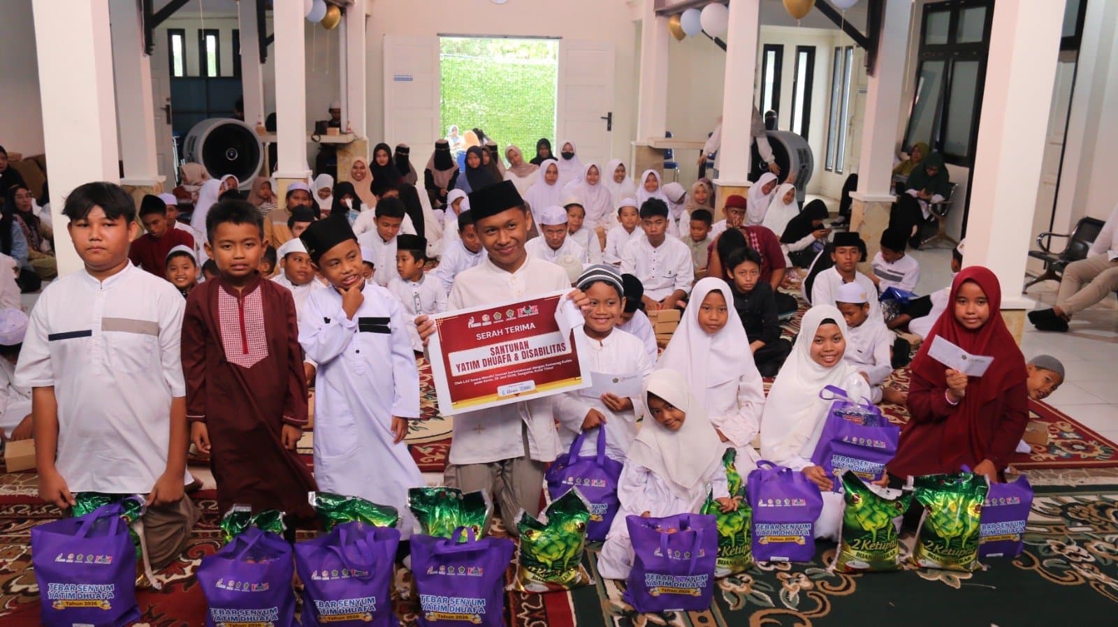 Lebaran Yatim 2026, Kemenag Kutim Salurkan Santunan kepada 110 Penerima Manfaat