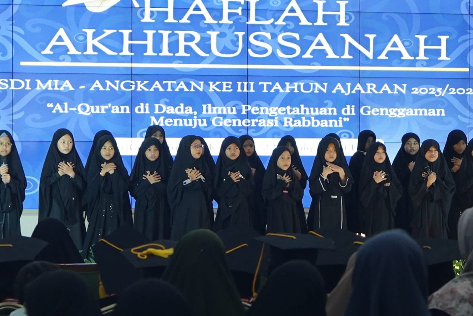 Wisuda Angkatan III SDI MIA Cetak Penghafal Al-qur'an