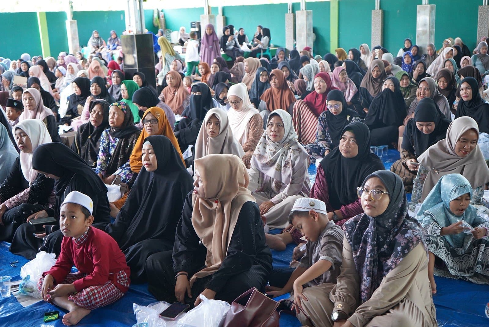 Tablig Akbar di Karangan Dipenuhi Semangat Cinta Rasul