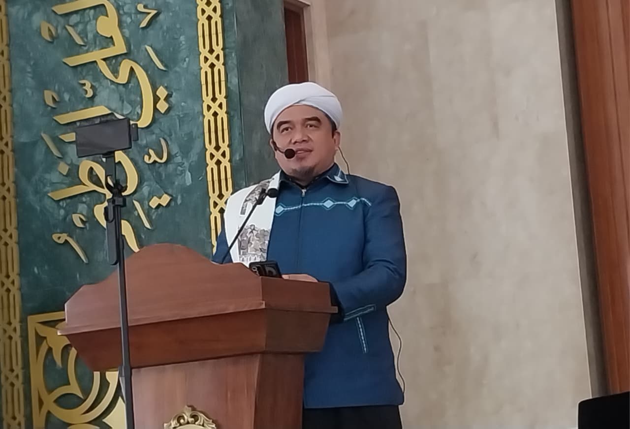 Tausiah Ramadan di Masjid Agung Al-Faruq Sangatta - Hadirkan Penceramah Nasional, Ditutup Waqaf Al-Qur'an