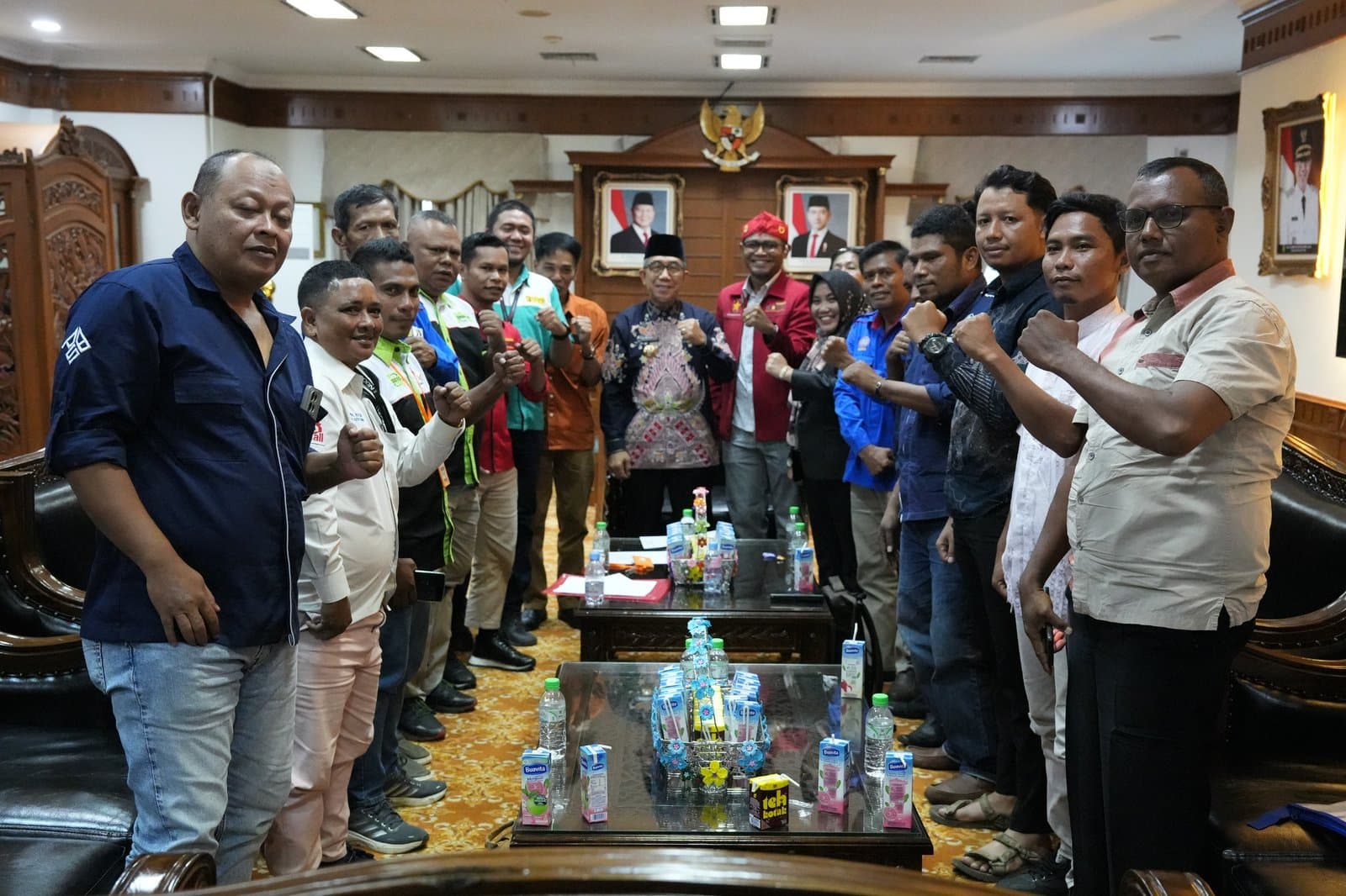 Buruh Kutim Minta Lembaga Tripartit Diaktifkan, Bupati Janji Tindaklanjuti