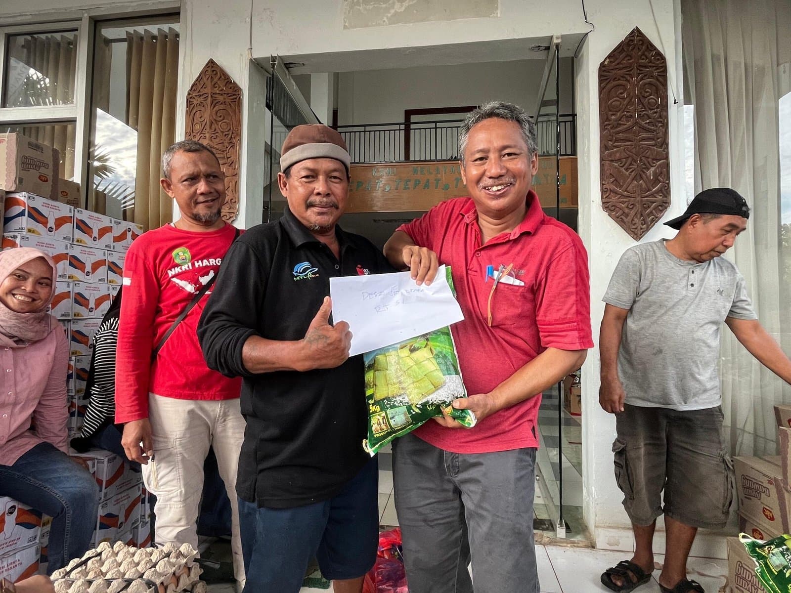 Banjir Meluas, Bantuan Pemkab Kutim Menjangkau Seluruh RT di Singa Karta