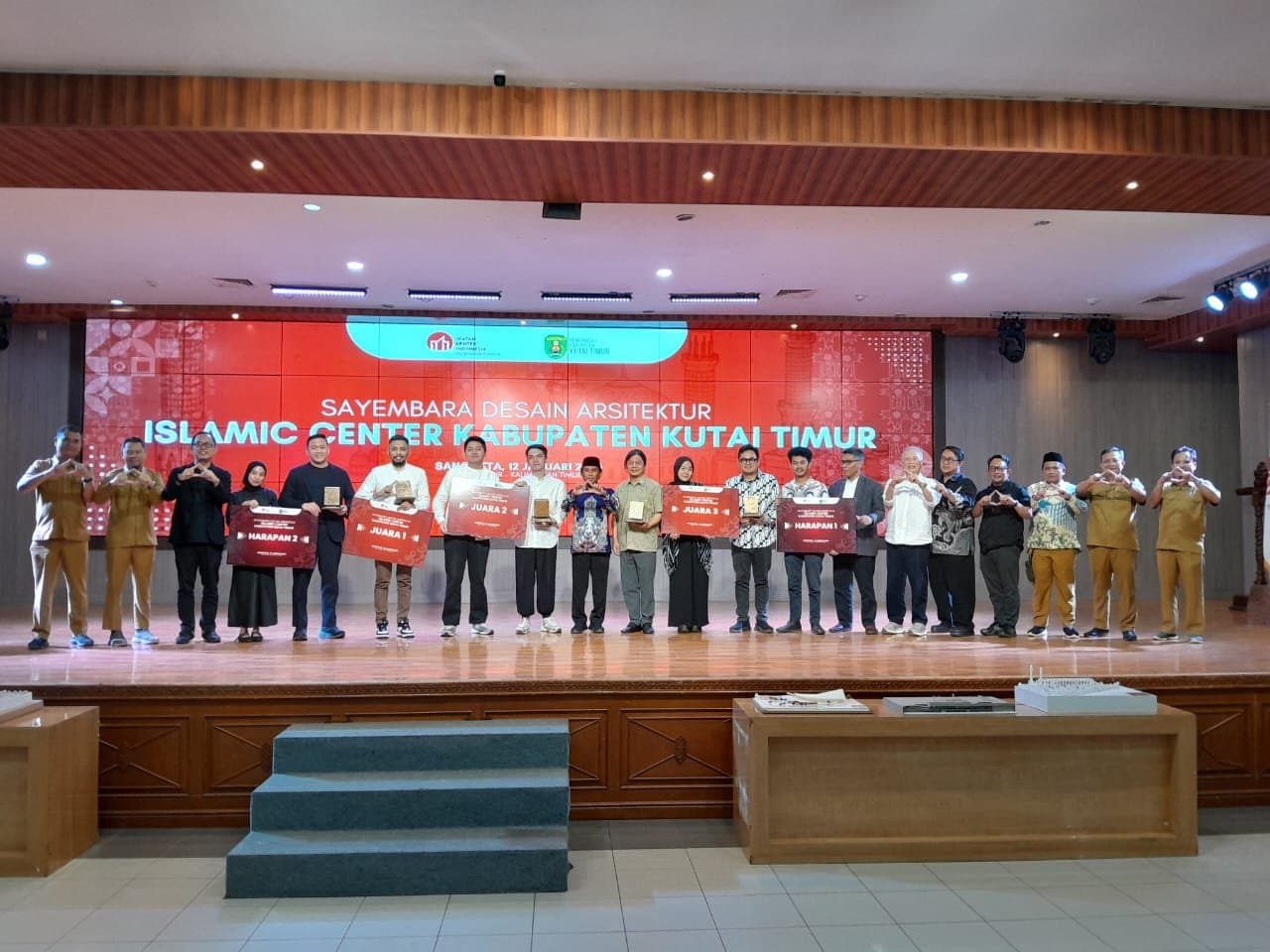 Ruang Gagasan, Pemkab Kutim Anugerahkan Juara Sayembara Desain Islamic Center