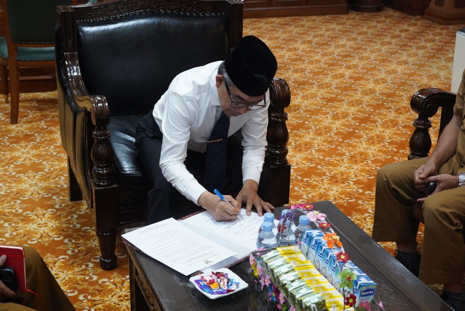 Tarik Investasi, Pemkab Kutim Teken Komitmen RIRU Kaltim